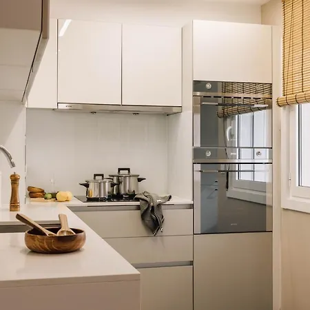 Umang - 1 Bedroom And Parking In Saldanha * Lisbona